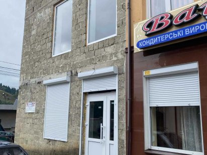 Здам в оренду торгові приміщення Верховина