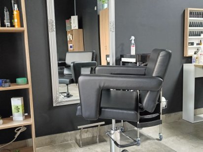 Оренда перукарського крісла Клузев