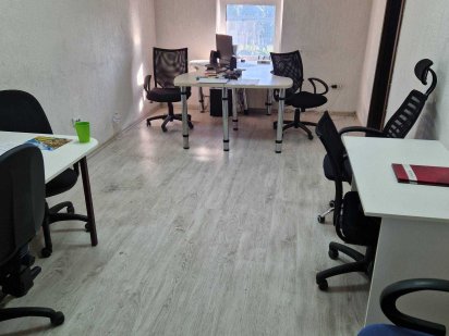 Офіс 18 кв. м. Фасад, генератор, власне опалення, ремонт без комісії Софіївська Борщагівка