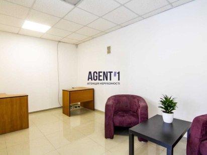 Оренда офісу-кабінету 15 м2 в ЖК Львівський,  П Борщагівка. Петропавловская Борщаговка