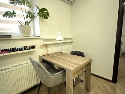 Оренда місця для майстра манікюра/робоче місце майстра манікюру Софіївська Борщагівка