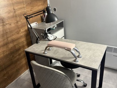 Оренда місця майстра манікюка/педикюра, ЖК Софія Софіївська Борщагівка