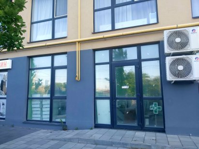 Оренда фасадного приміщення 53м2 Хотів