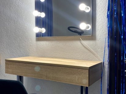 Оренда робочого місця бровісту/візажисту/майстру по зачіскам Розсошенці