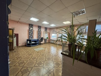 2х поверхове комерційне приміщення м.Кобеляки Кобеляки