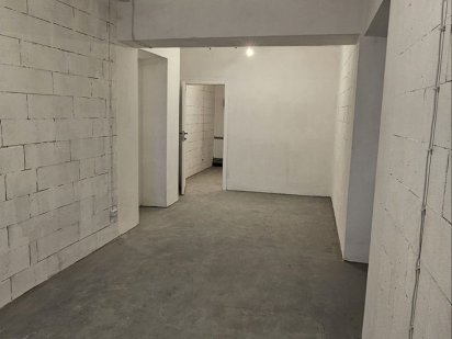 Цокольне приміщення на оренду Вараш, 43 Вараш