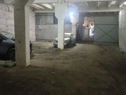 Аренда комм. помещения - подщемное не требует отопленияе600 м.2 Степная