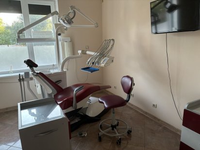 Здам стоматологічний кабінет Лесные Гриновцы