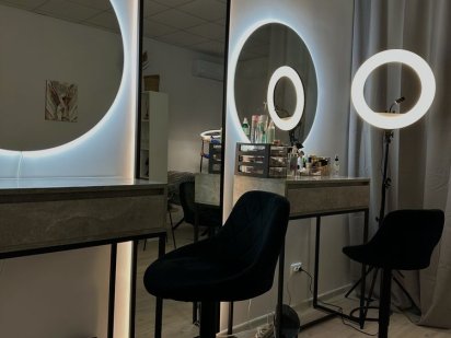 Оренда стола для візажиста. Здам в оренду місце бровіста, візажиста Лісові Гринівці