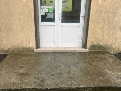 ОРЕНДА - громадського будинку, площею 387 кв. м. м. Ізяслав Изяслав