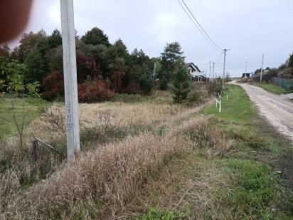 Продам фасадну земельну ділянку.