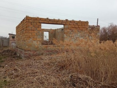 Продам участок с недостроем!!! Зміїв