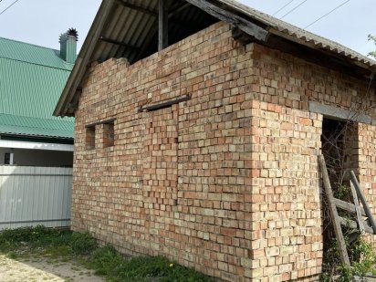 Садова ділянка з недобудовою Коломия