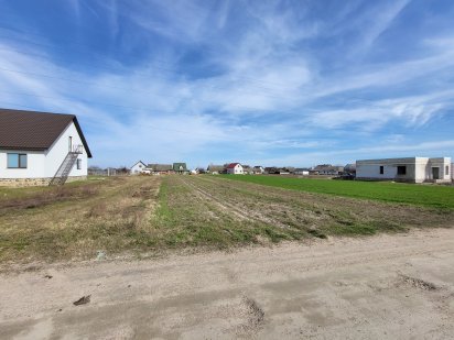 Продається земельна ділянка 15 соток в с. Немовичі Сарни