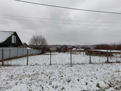 Продається ділянка 10соток вул. Івасюка поблизу бази "Рибак" Умань