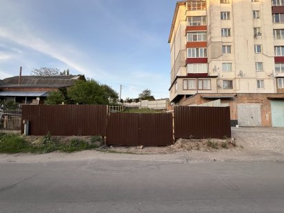 Продам ділянку під будівництво в місті Хмельницкий