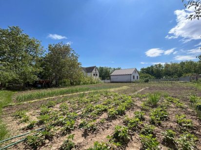 Продається доглянута ділянка елітний масив Ладижин