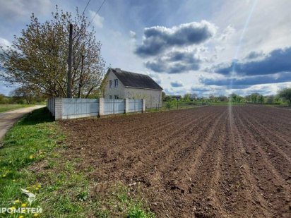 Продам земельну ділянку в с. Лука Мелешківська