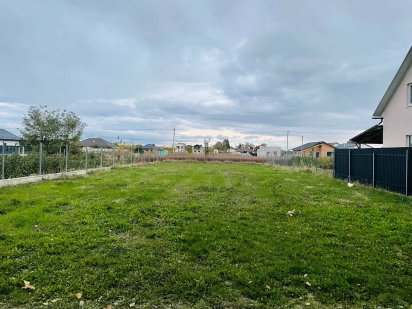 Земельна ділянка в Бохониках Бохоники