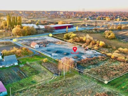 Продаж комерційної земельної ділянки Липины