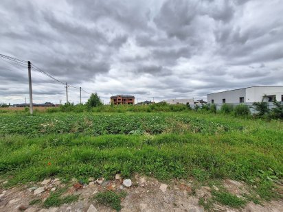 Продаж ділянки в Боратині на 1 Набережній Боратин