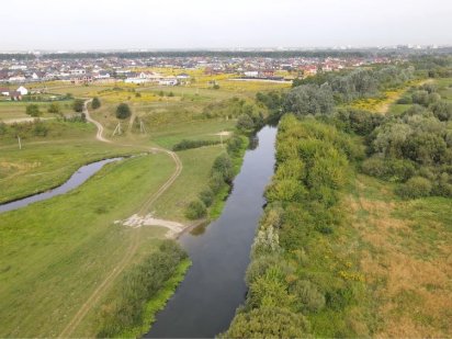 Мальовнича ділянка поруч з річкою у с.Боратин Боратин