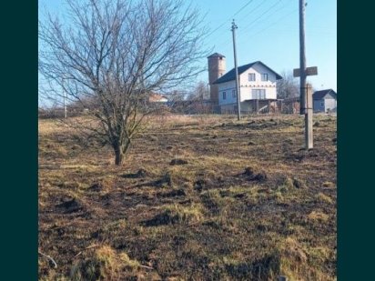 Продам ділянку в Боголюбах  для  житлового будівництва. Боголюби