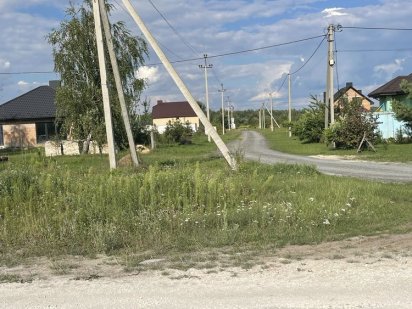 Ділянка с. Кульчин новий масив який активно розбудовується Кульчин