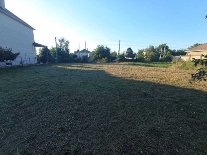 Продам власну дiлянку 0,1210га . смт. Слобожанське (Ювiлейне-2)