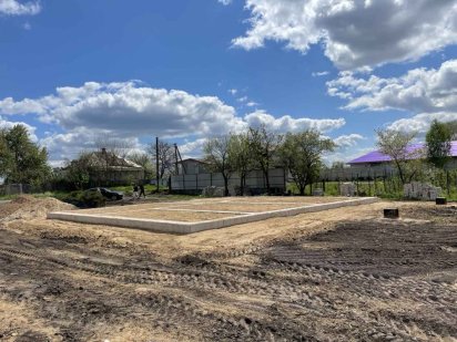 В продежа участок с фундаментом Обуховка(Кировское) Обухівка