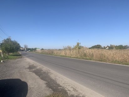 Продам участок под коммерцию  по красной линии Обуховка (Кировское) Обухівка