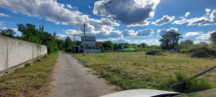 Участок в Обуховке возле леса. Кировское. - фото 1