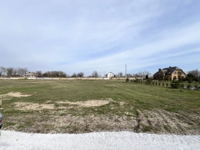 Земельна ділянка 0,15га (смт. Обухівка, район 7 НЕБО, о. Попасне)