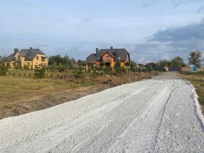 Продам участок в пос.Обуховка