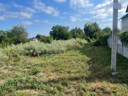 Продам участок в пос.Обуховка