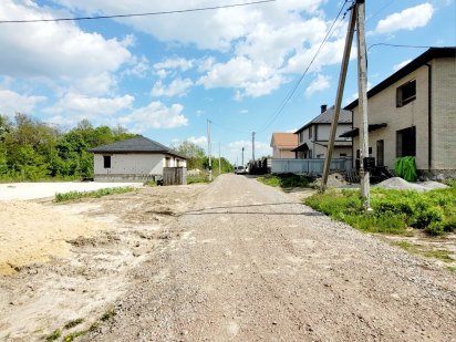 Земельна ділянка під будівництво передмістя с. Станишівка світло 380 V Станишовка