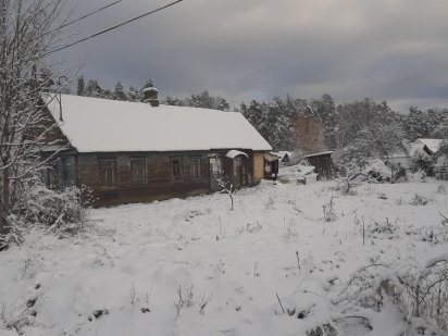 Продам  10 сот.землі  під будівництво, пригород Іванівка. Довжик
