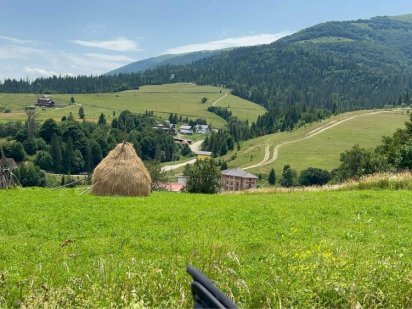 Продається ділянка у Пилипці напроти підйомника
