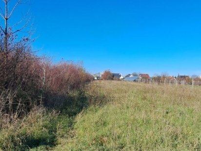 Терміово!Продається земельна ділянка під будівництво с.Сторожниця