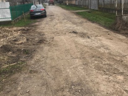 Продаж 4 ділянок в центрі с. Сторожниця