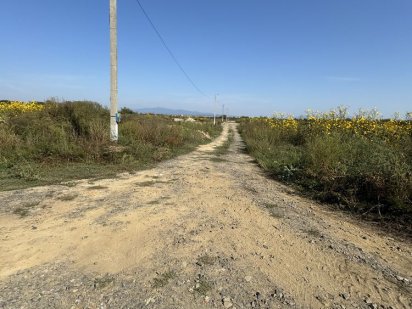Продається земля в Сторожниці під будівницво углова