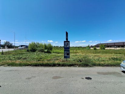 Земельна ділянка 50 сот. При дорозі. До КПП .. Тиса .. 300 м.