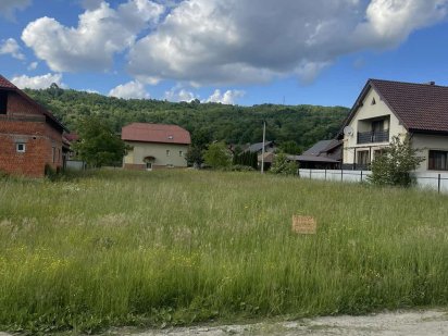 Продам земельну ділянку