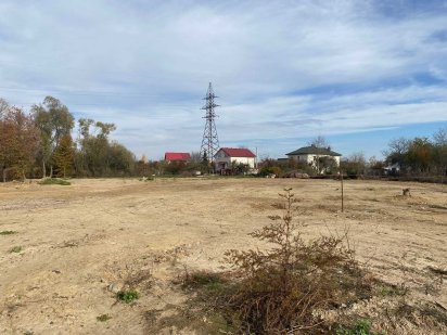 Земля Крихівці вул.Зарінкова 900 м до Набережної і Калинової слободи Криховцы