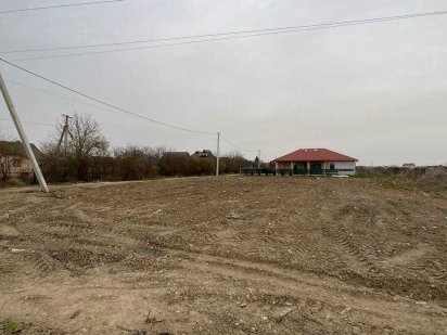 Земельна ділянка с. Крихівці біля сад. Керамік Крихівці