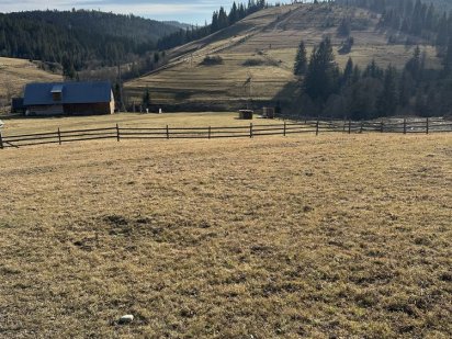Продається земельна ділянка в Поляниці (Буковель)