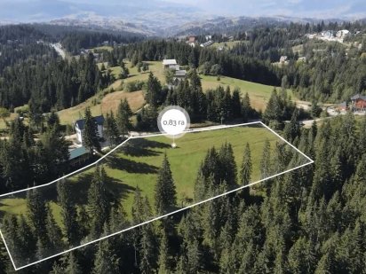 Продам земельну ділянку у селі Яблуниця - 0,83 га