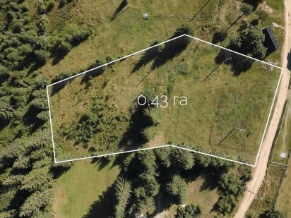 Продам земельну ділянку у селі Яблуниця 0.43 га