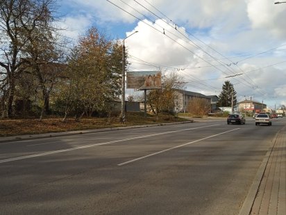 Земля Нижній Угринів, 2 ряд Угринов