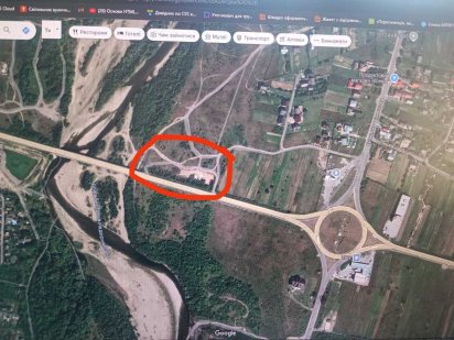 Земельна ділянка Черниев